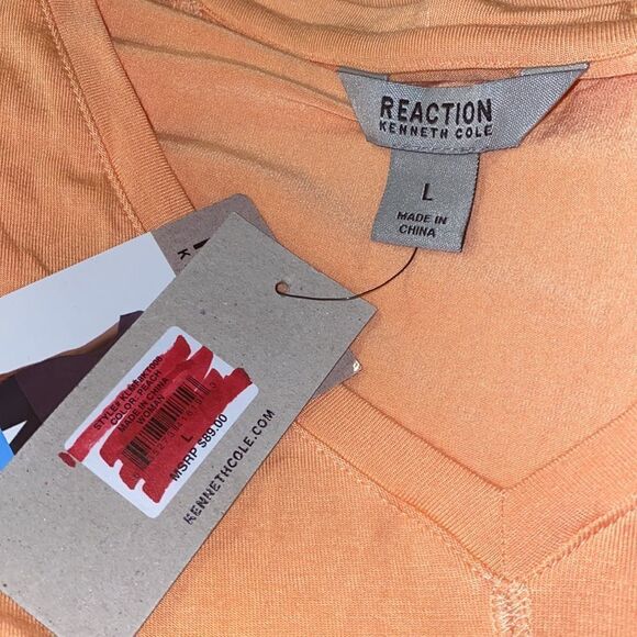 ✨HP✨V-Neck Cap Sleeve Hi-Low Pocket Blouse Peach✨ - Picture 5 of 6